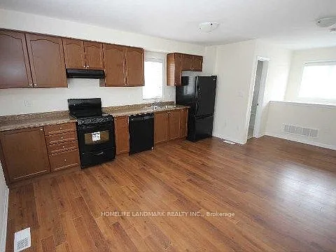 290 Cornell Centre Blvd #COACHHOUSE — Photo 7
