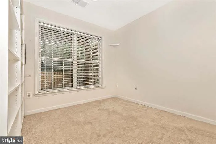 19411 Rayfield Dr — Photo 21