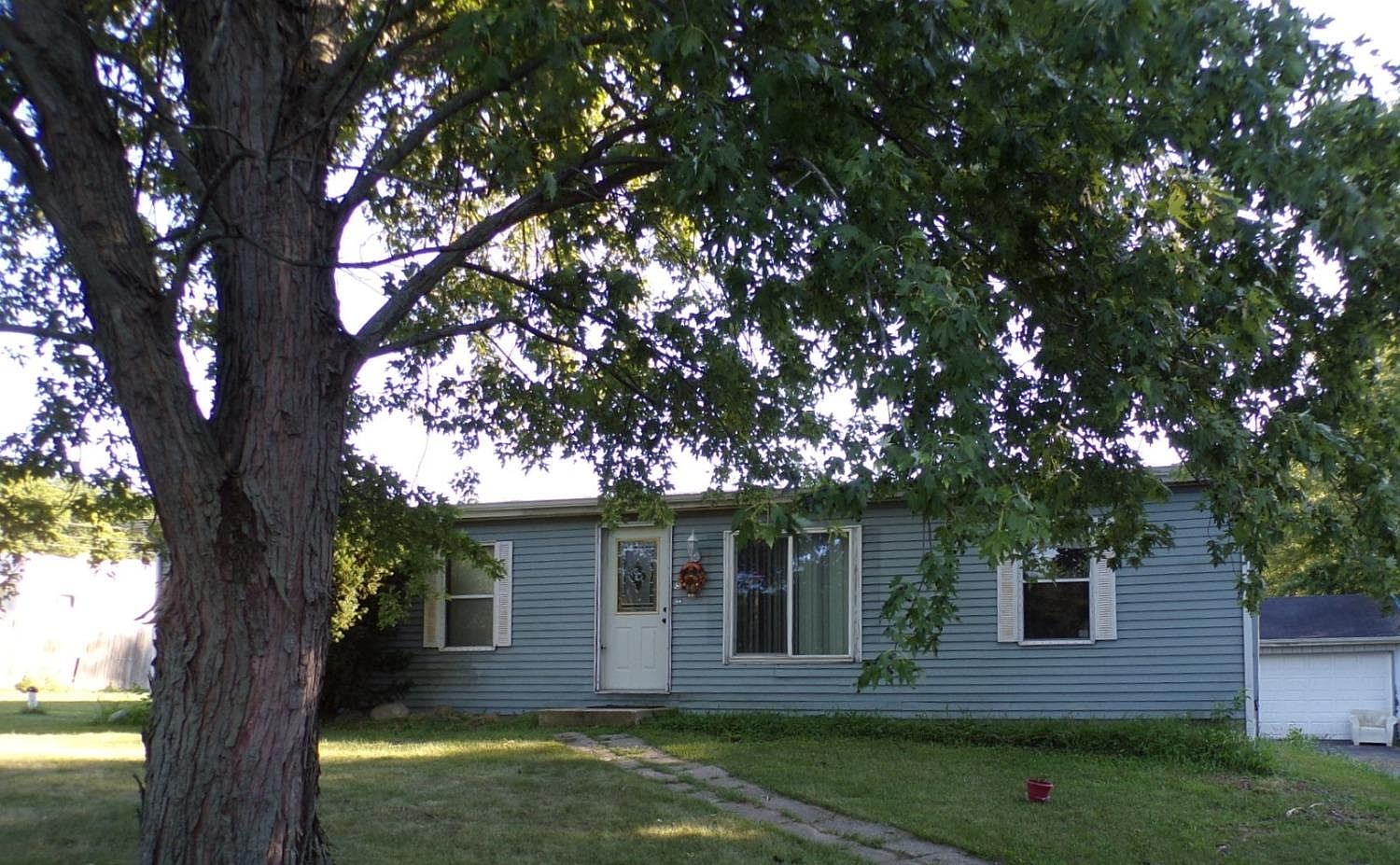 576 E 1100 N, Westville, IN 46391 Zillow