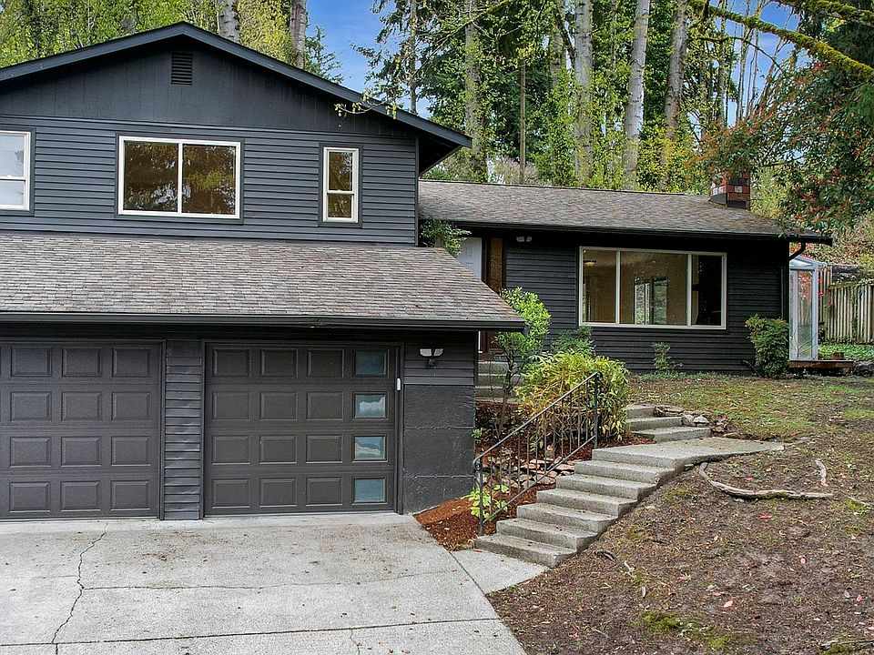 1st image of 10120 111th Avenue NE