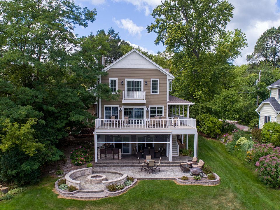 1st image of 5446 W Lake Dr