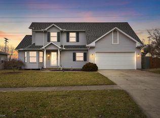 313 Loyola Dr, Elyria, OH