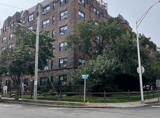 141 Woodmere Blvd APT 3H, Woodmere, NY 11598