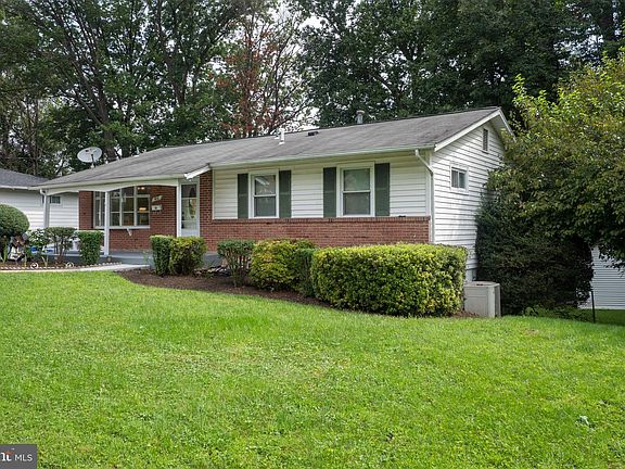 2nd image of 4110 Landgreen St
