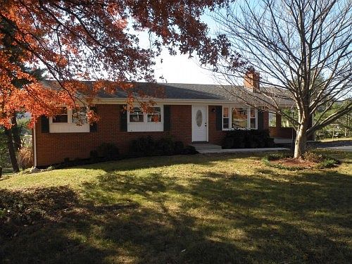 5th image of 301 Orchard Dr