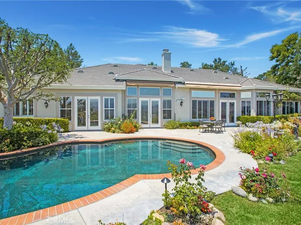 10 Panorama, Coto De Caza, CA 92679