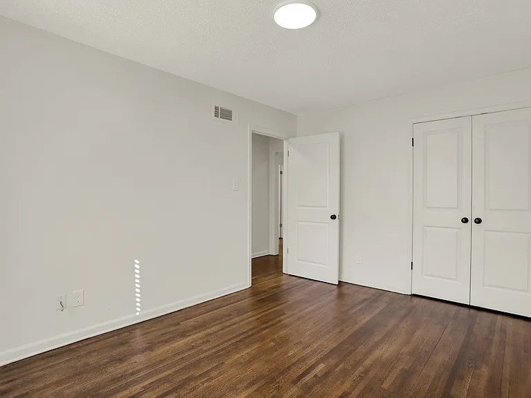 7133 Kings Castle Cv — Photo 24