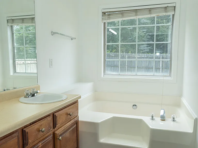 135 Charleston Pl — Photo 13