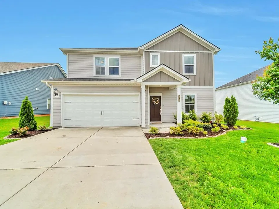 4022 Arrowleaf Ln
