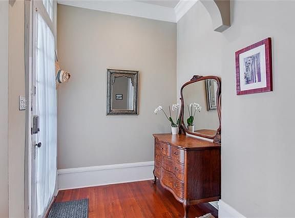 2nd image of 1304 General Pershing St