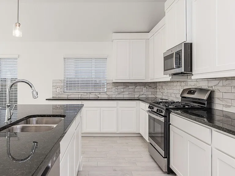 4802 Seabourne Landing Dr — Photo 13