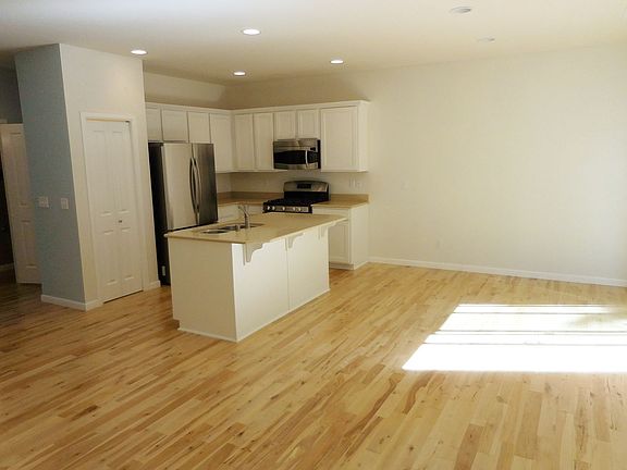 5th image of 3024 183rd Pl SE