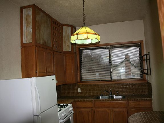 5th image of 1507 Lake Dr SE APT 4