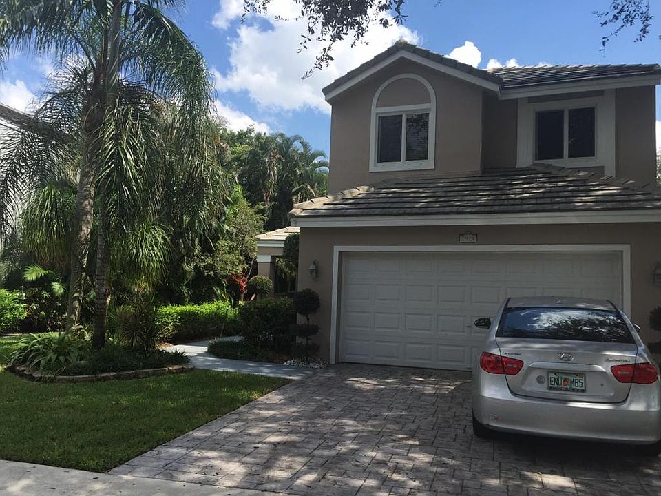 1st image of 2928 Myrtle Oak Cir