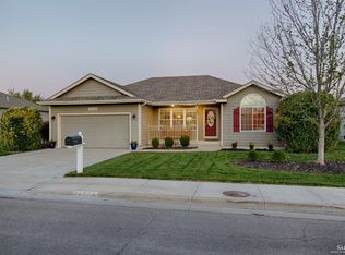 2129 Huntington Rd, Salina, KS 67401