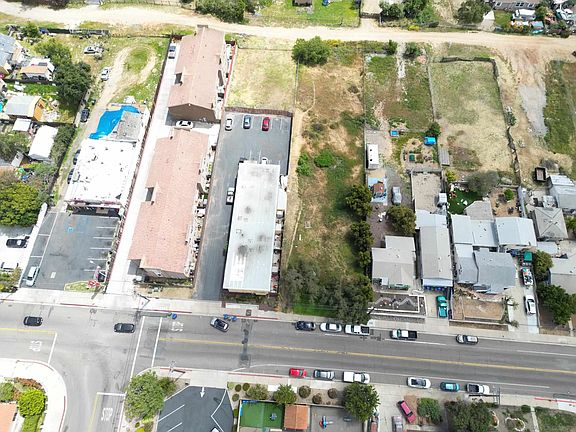 2nd image of 3040 E 16th St #1