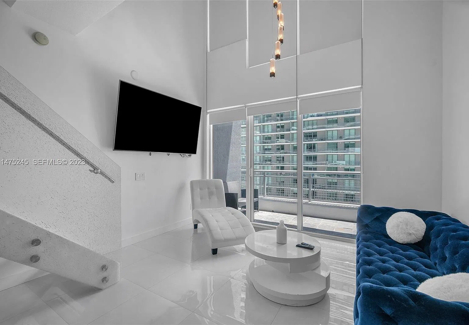 1 bed, 1.5 bath, 785 sqft, $2,900 — Photo 1