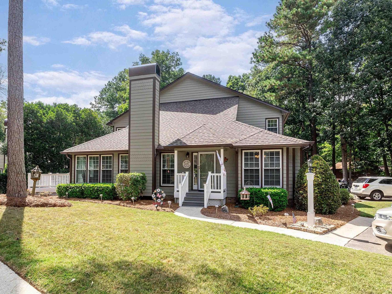 5203 Holly Ct, Clayton, NC 27520 MLS 2526062 Zillow