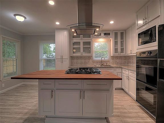 3rd image of 5317 Palmer Dr