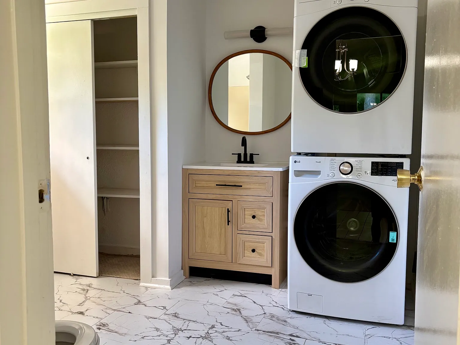 1 bed, 800 sqft, $1,300 — Photo 3