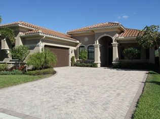 3256 Atlantic Cir, Naples, FL 34119