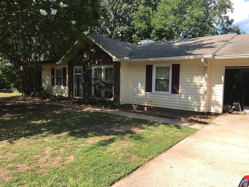 Great neighborhood with lots of mature shade trees