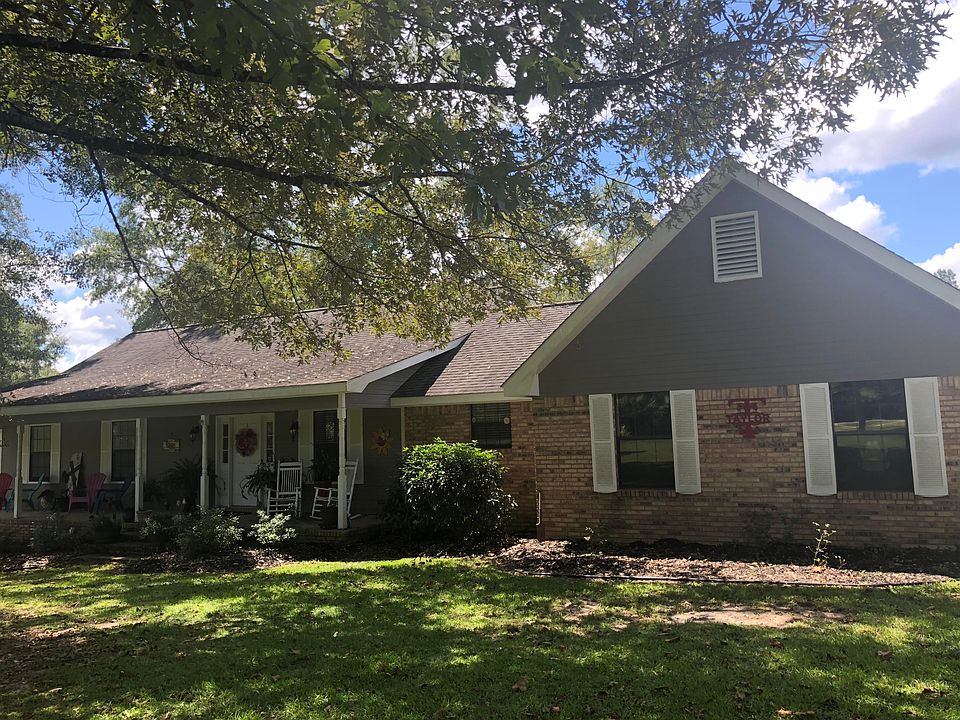 2nd image of 95 Woodland Rd