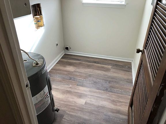 5th image of 137 Leila Ln #A