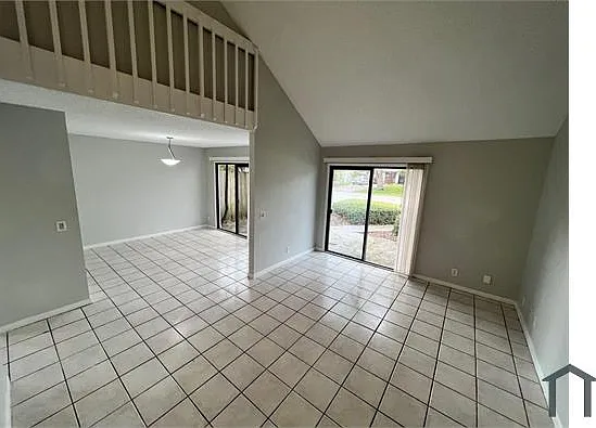 9103 Green Meadows Way — Photo 6