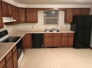 37 Christy Hill Rd, Gales Ferry, CT 06335