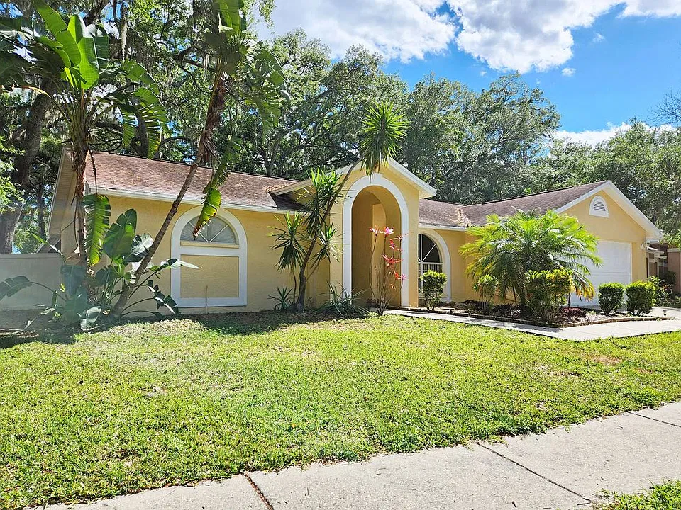 1809 Staysail Dr