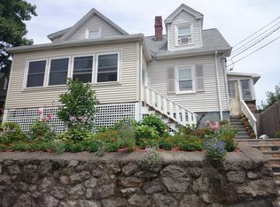 76 Desoto Rd, West Roxbury, MA 02132