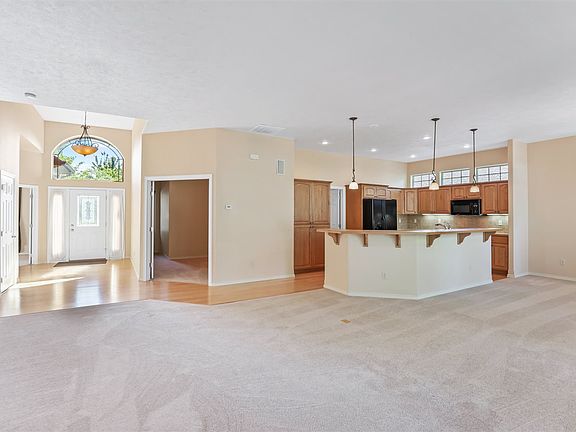 4th image of 5402 S Hogan Ln