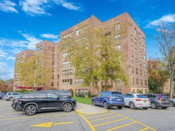 18-35 Corporal Kennedy #2f, Bayside, NY 11360