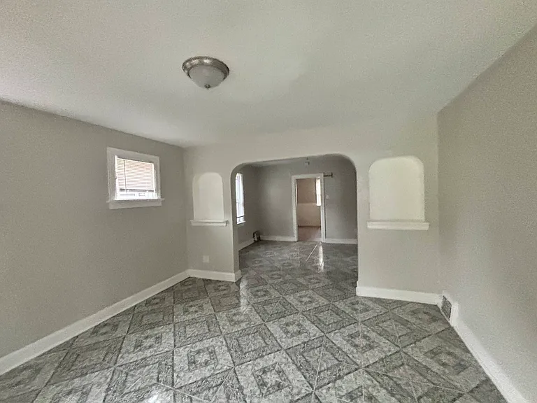 4519 June Ave — Photo 5