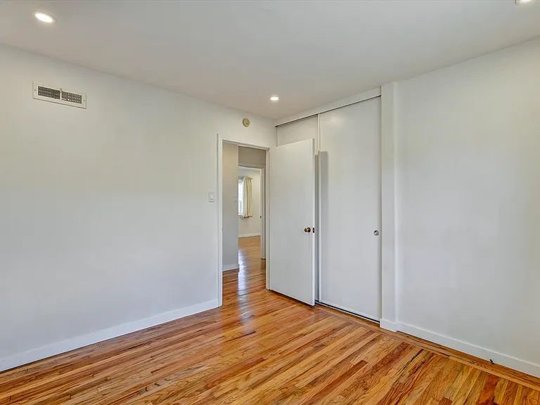 177 Romney Ave — Photo 27
