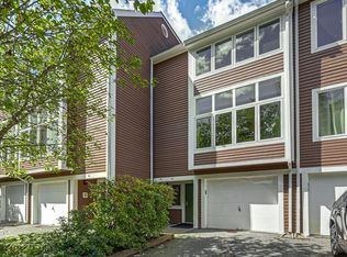 43 Greenridge Ln UNIT 43, Lincoln, MA 01773