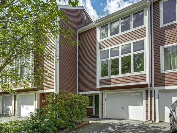 43 Greenridge Ln Unit 43, Lincoln, MA 01773