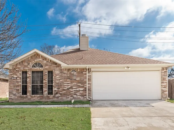 1214 Misty Meadow Dr, Midlothian, TX 76065
