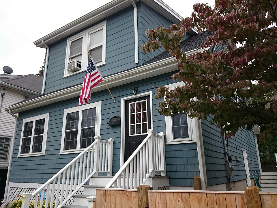 2nd image of 7 Lenoxdale Ave
