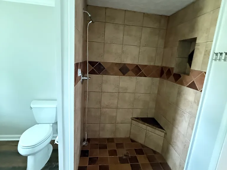 1311 Aycock Rd — Photo 10