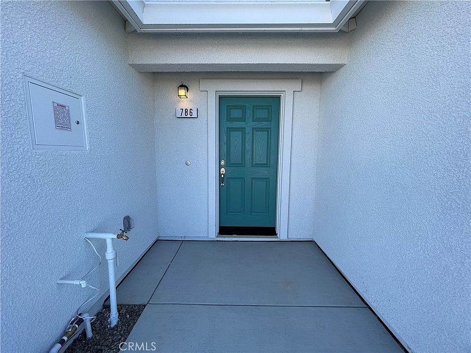 1st image of 786 Stone Ridge East Ave