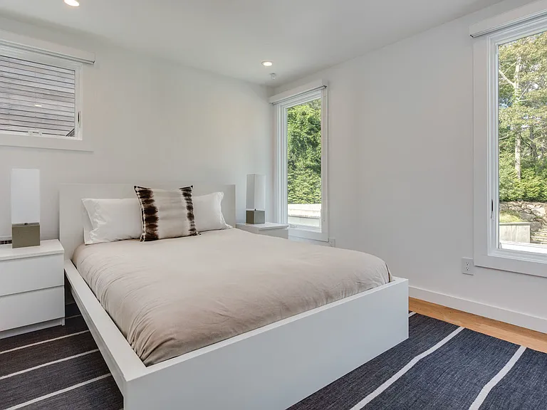 18 Oyster Pond Ln — Photo 16