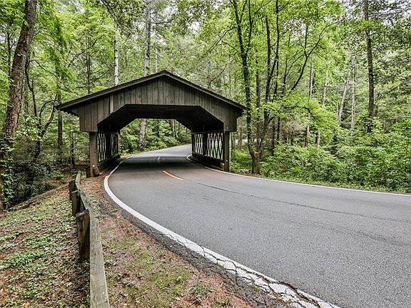 2nd image of 8261 Cox Mountain Dr