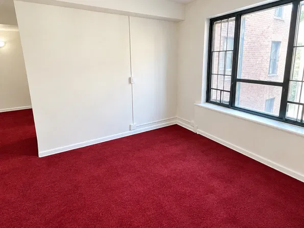 11 Metropolitan Oval APT 1A, Bronx, NY 10462