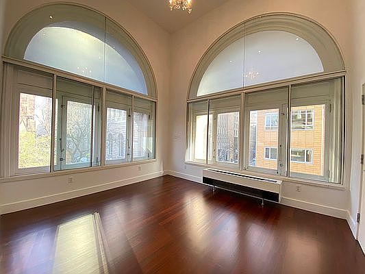 3rd image of 166 Montague St Suite 2A