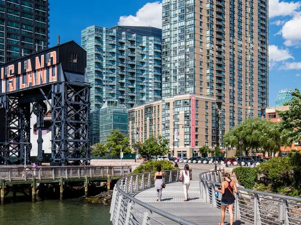 4-75 48th Avenue image 48 of 52