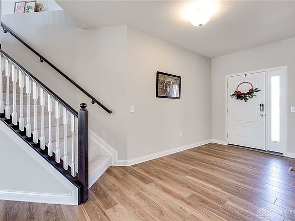 3rd image of 531 Carleton Dr