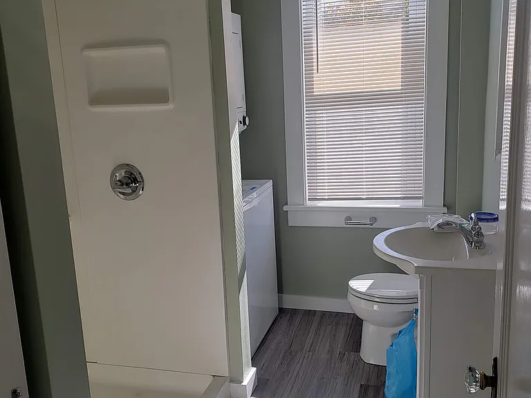 1410 Northampton St #2 — Photo 15