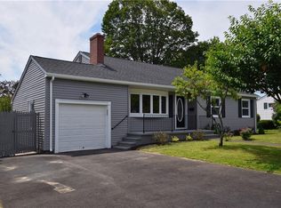 155 Wampanoag Trl, Riverside, RI 02915